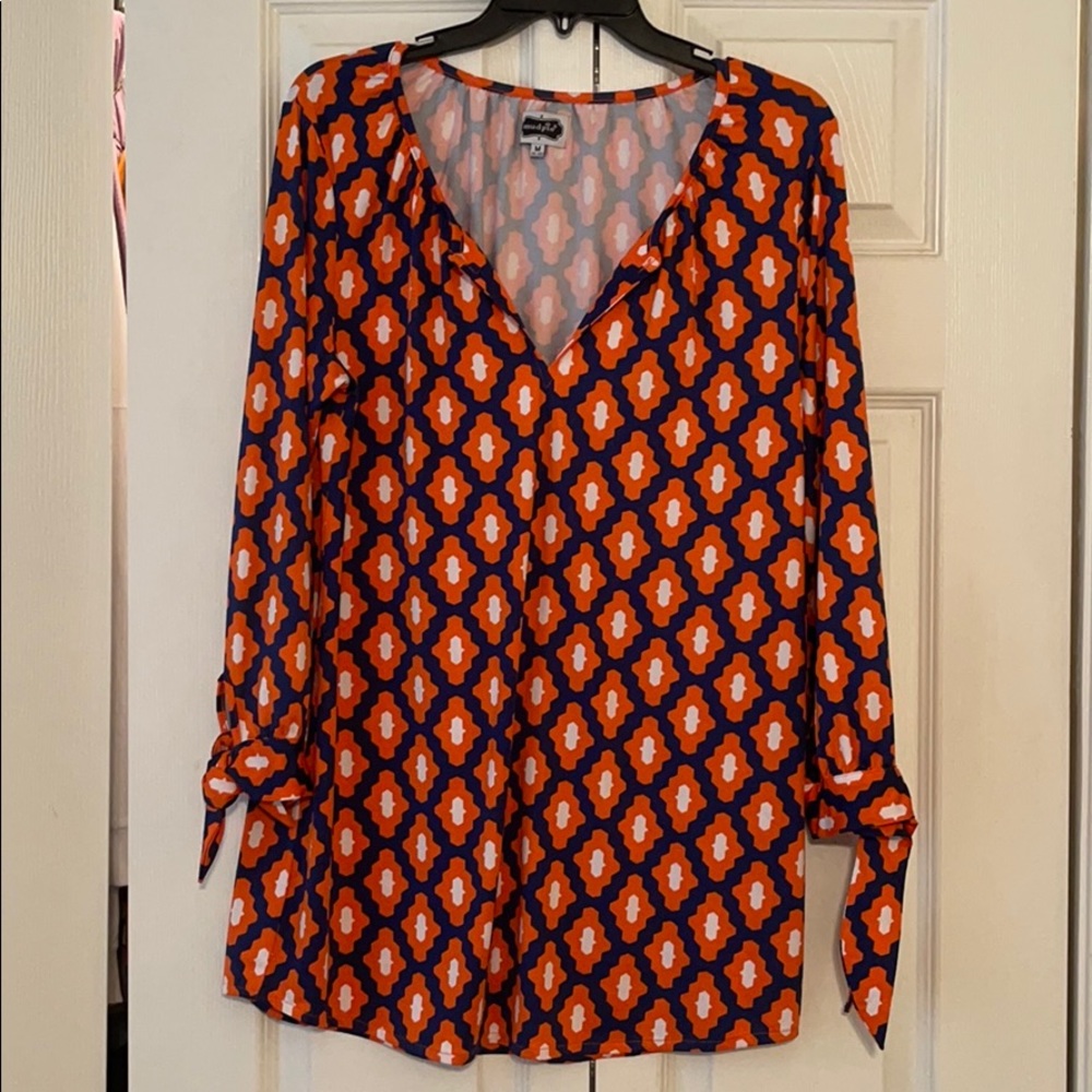 Women’s Blouse